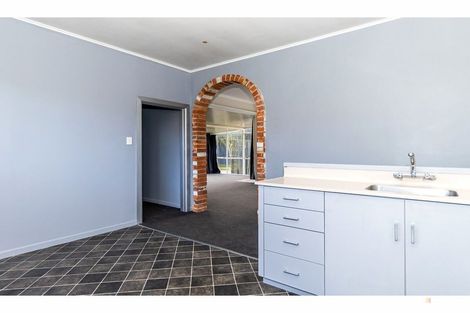 Photo of property in 6 Michael Street, Waimate, 7924