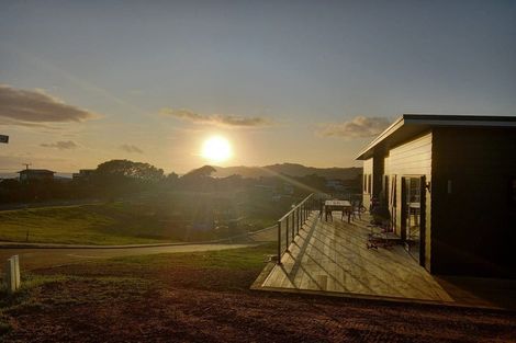 Photo of property in 3 Aquarius Lane, Langs Beach, 0582