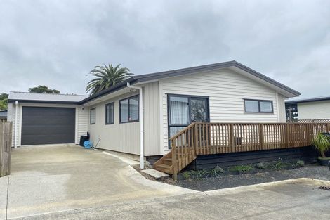 Photo of property in 6 Danden Way, Pukekohe, 2120