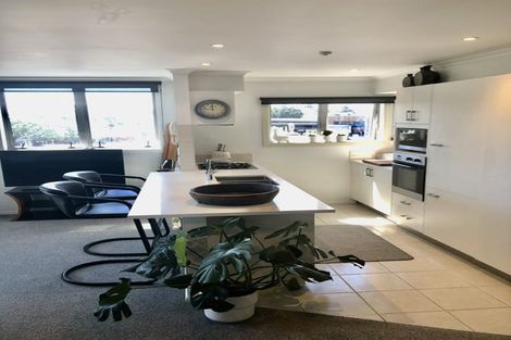 Photo of property in Salisbury Crown, 11/7 Salisbury Avenue, Mount Maunganui, 3116