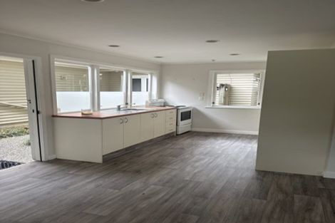 Photo of property in 9 Pakuranga Road, Pakuranga, Auckland, 2010