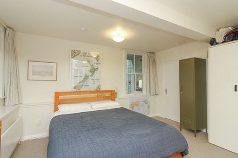 Photo of property in 35 Farm Road, Northland, Wellington, 6012