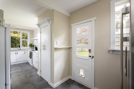 Photo of property in 30 Holsworthy Road, Lower Vogeltown, New Plymouth, 4310