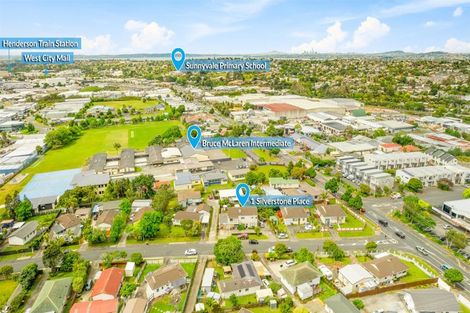 Photo of property in 1 Silverstone Place, Henderson, Auckland, 0612