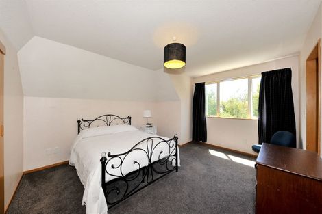 Photo of property in 2/76 Staveley Street, Avonhead, Christchurch, 8042