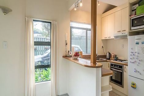 Photo of property in 25 Dundas Street, Seatoun, Wellington, 6022