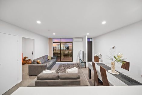 Photo of property in 7 Kapuarangi Lane, Papakura, 2110