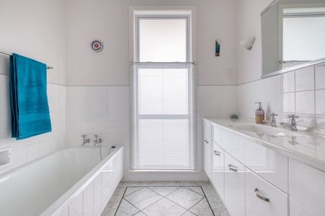 Photo of property in 47a Seddon Crescent, Whataupoko, Gisborne, 4010