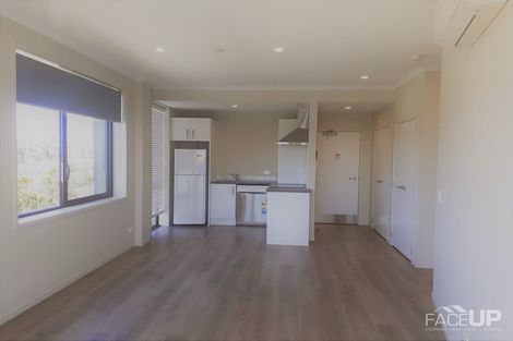 Photo of property in 2/22 Kerewhenua Crescent, Hobsonville, 0616