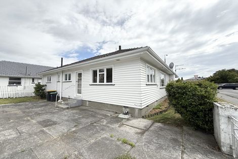 Photo of property in 153 Memorial Avenue, Burnside, Christchurch, 8053