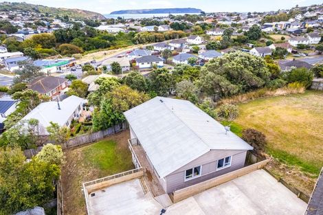 Photo of property in 25a Chaffey Crescent, Titahi Bay, Porirua, 5022