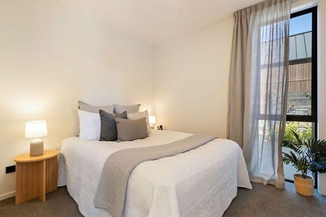 Photo of property in 5 Crossfall Lane, Jacks Point, 9371