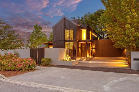 Photo of property in 26 Waiwetu Street, Fendalton, Christchurch, 8052