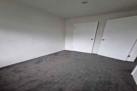 Photo of property in 2/7 Alston Avenue, Kelston, Auckland, 0602