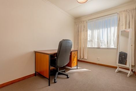Photo of property in 63 Miro Street, Takaro, Palmerston North, 4410