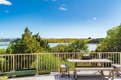 Photo of property in 467 Heatley Road, Whakapirau, Maungaturoto, 0583