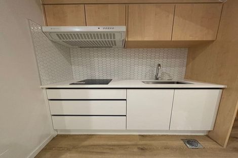 Photo of property in 7/1 Kaponga Crescent, New Lynn, Auckland, 0600