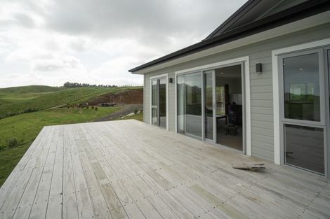 Photo of property in 539 Upper Pitone Road, Pitone, New Plymouth, 4374