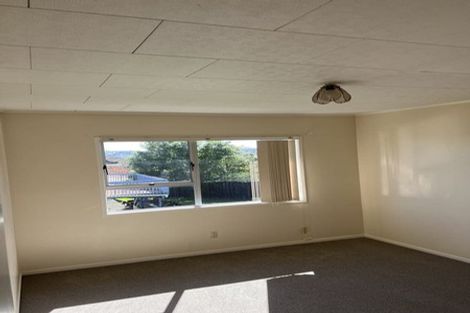 Photo of property in 7 Meadowood Drive, Unsworth Heights, Auckland, 0632