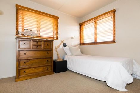 Photo of property in 104 Charles Street, Westshore, Napier, 4110