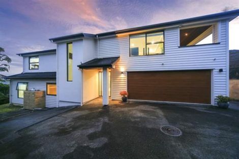 Photo of property in 158b East Coast Road, Forrest Hill, Auckland, 0620