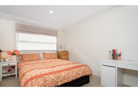 Photo of property in 3 Bangla Place, Massey, Auckland, 0614