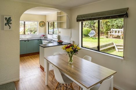 Photo of property in 72 Omapere Street, Whitby, Porirua, 5024