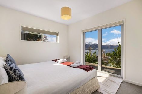 Photo of property in 129a Wynyard Crescent, Fernhill, Queenstown, 9300