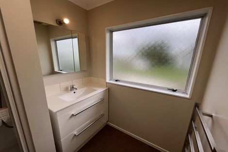 Photo of property in 9 Kivell Street, Ranui, Porirua, 5024