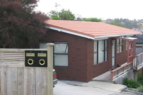 Photo of property in 2/890 East Coast Road, Northcross, Auckland, 0630