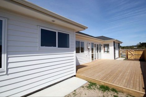 Photo of property in 31 Johns Creek Crescent, Silverdale, 0932