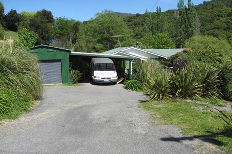 Photo of property in 30 Hampden Street, Picton, 7220