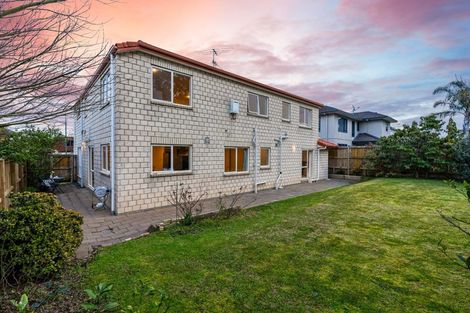Photo of property in 18 Tollana Road, Te Atatu Peninsula, Auckland, 0610