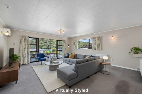 Photo of property in 62 Waikawa Road, Picton, 7220