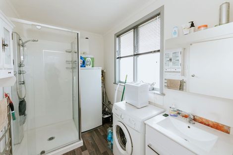 Photo of property in 21 Arrow Crescent, Holmes Hill, Oamaru, 9401