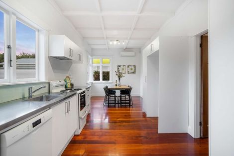 Photo of property in 76 Shackleton Road, Mount Eden, Auckland, 1024