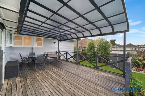 Photo of property in 111 Porchester Road, Papakura, 2110