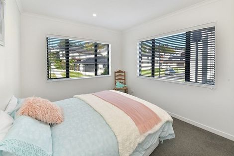 Photo of property in 36 Colonial Drive, Silverdale, 0932