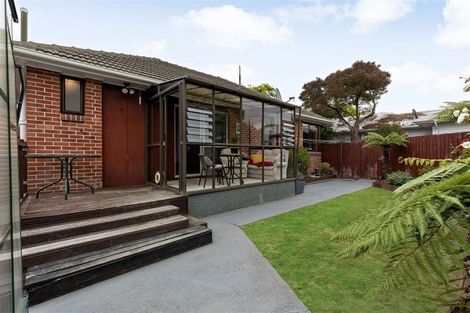 Photo of property in 35 Dunedin Street, Redwood, Christchurch, 8051