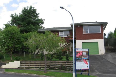 Photo of property in 25 Dallas Place, New Windsor, Auckland, 0600