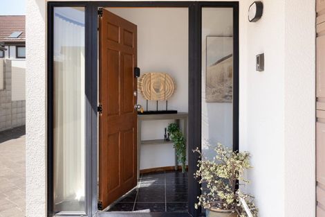 Photo of property in 4/20 Commons Avenue, Mount Maunganui, 3116