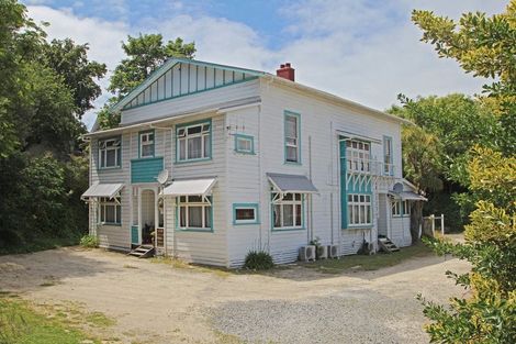 Photo of property in 3 Harvey Road, Bluff Hill, Napier, 4110