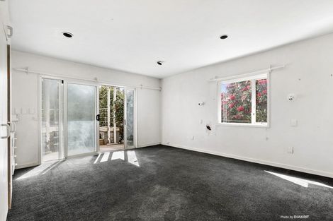 Photo of property in 100 Hill Street, Thorndon, Wellington, 6011