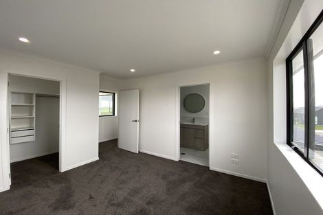 Photo of property in 53 William Paul Street, Cambridge, 3434