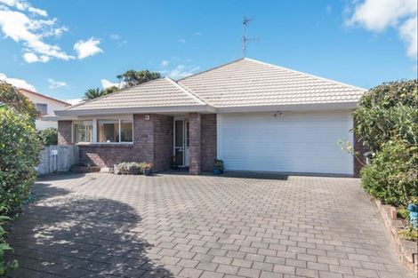 Photo of property in 31 Beach Haven Place, Paraparaumu Beach, Paraparaumu, 5032