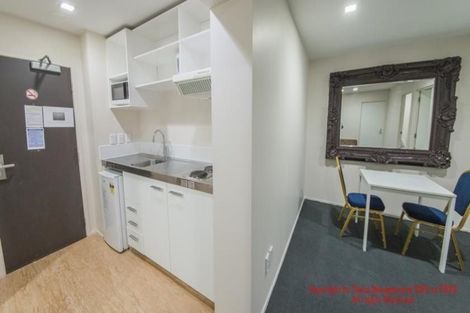 Photo of property in Empire Apartments, 1327/21 Whitaker Place, Grafton, Auckland, 1010