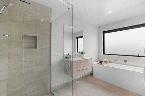 Photo of property in 1 Baker Estate Lane, Halswell, Christchurch, 8025