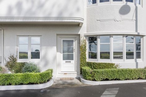 Photo of property in 541a Marine Parade, Napier South, Napier, 4110
