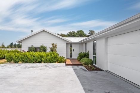 Photo of property in 10 Wycliffe Place, Solway, Masterton, 5810