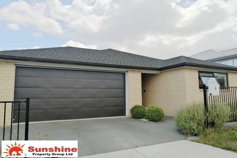 Photo of property in 5 Tararua Street, Massey, Auckland, 0614